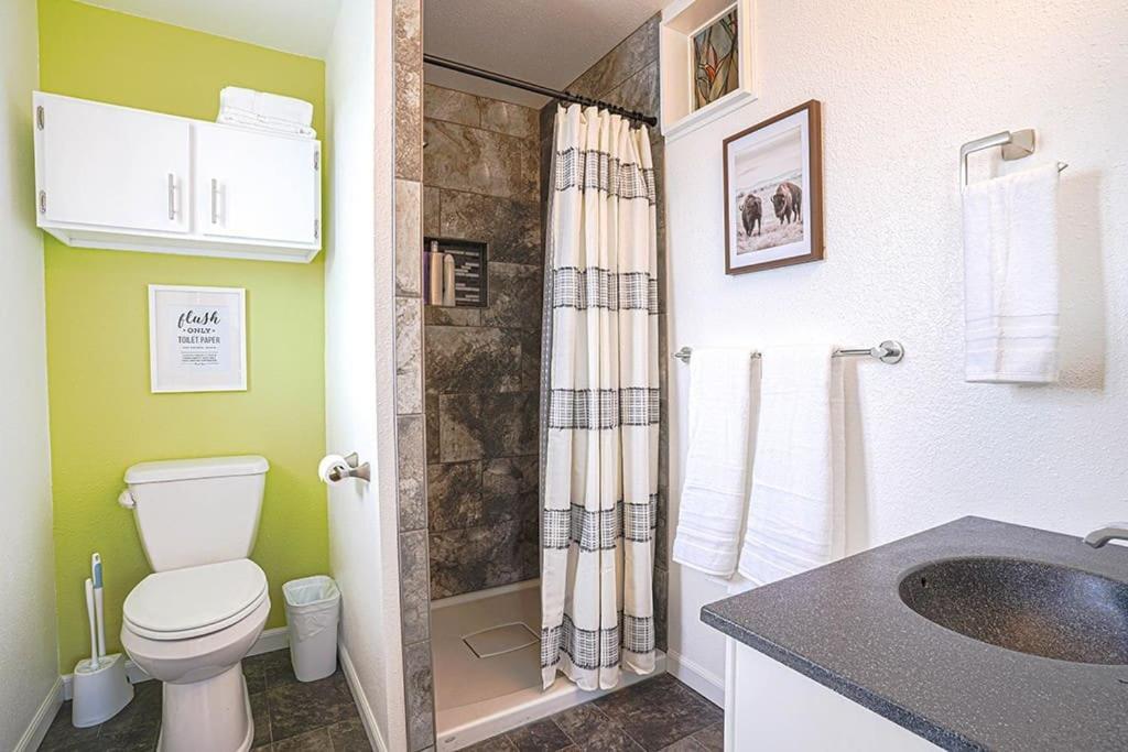 Waterfront Retreat, Relaxation, Fun In Hood Canal Hoodsport Ngoại thất bức ảnh
