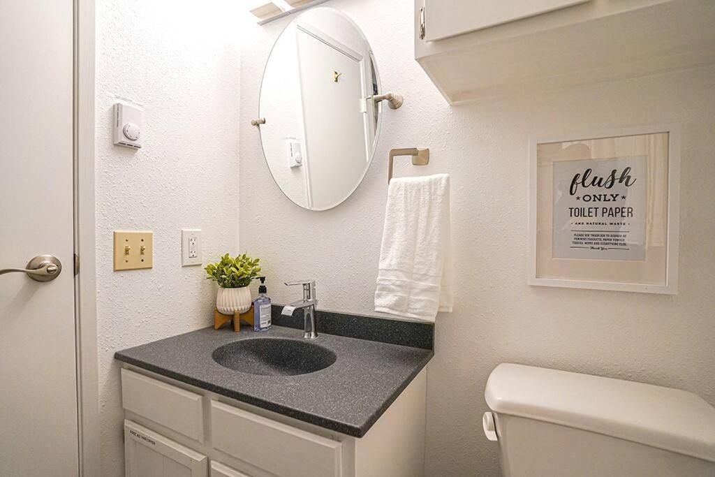 Waterfront Retreat, Relaxation, Fun In Hood Canal Hoodsport Ngoại thất bức ảnh